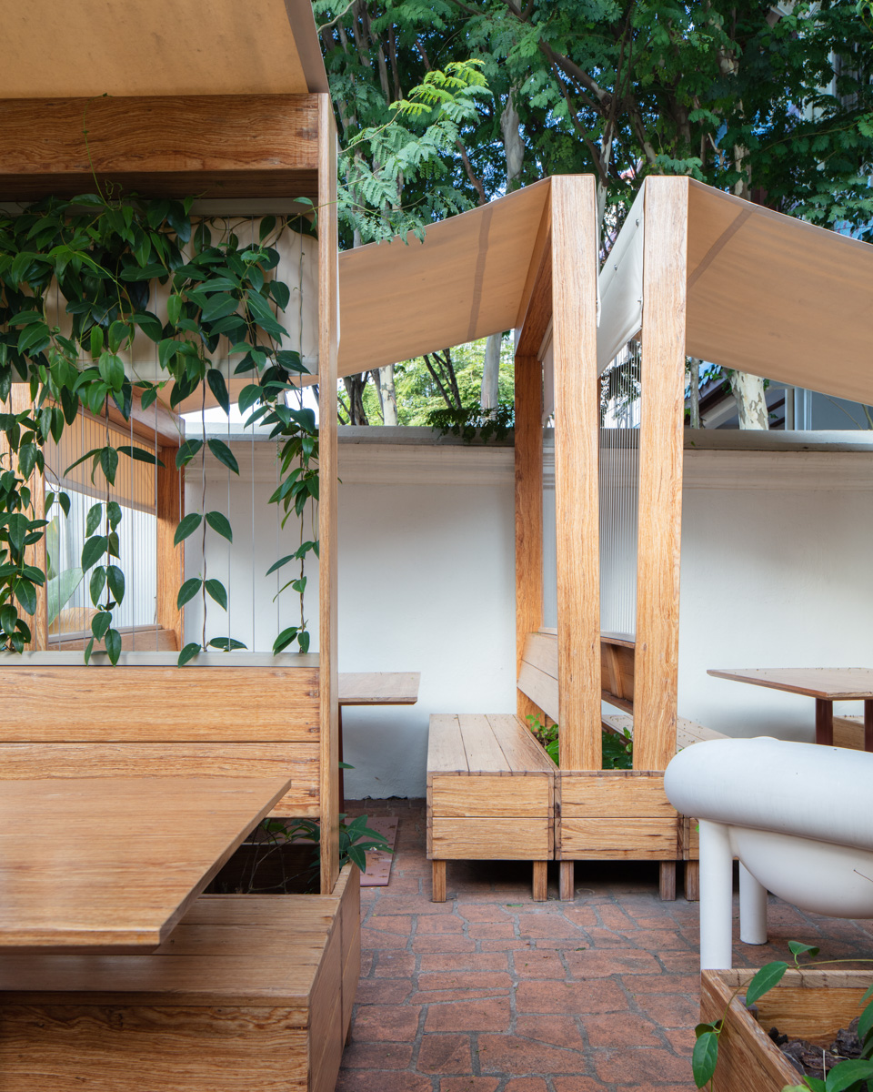 ONEWOOD Outdoor Furniture