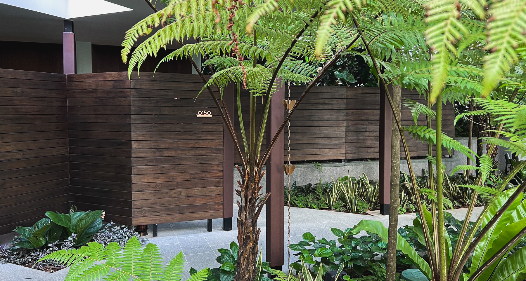 ONEWOOD Outdoor Deck and Timber Facade