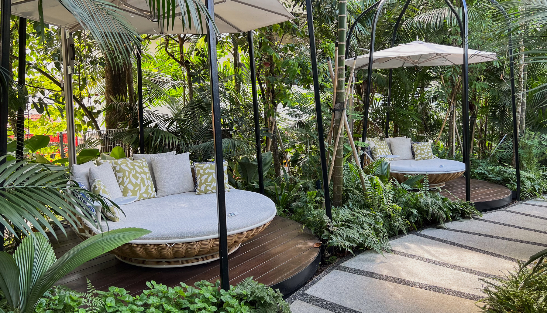 ONEWOOD Outdoor Deck and Timber Facade