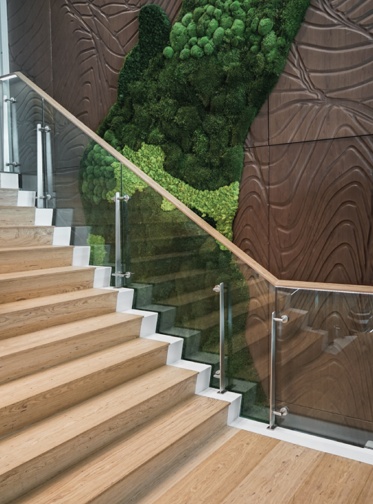 Onewood staircase tread and riser at Rajah & Tann Asia Office