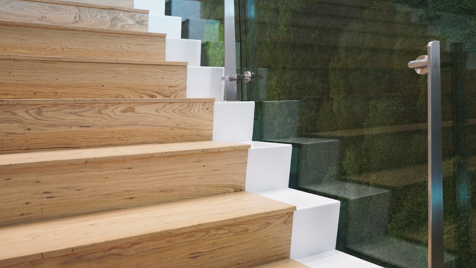 Onewood Staircase Tread, Timber Handrail, Timber Feature Wall